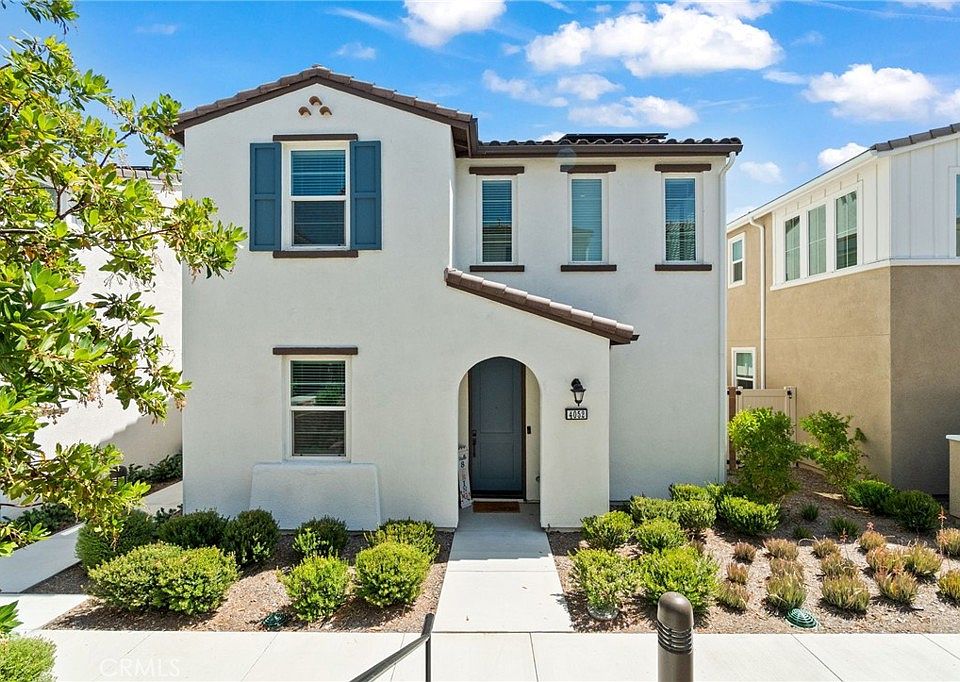 1st image of 4052 Summer Way