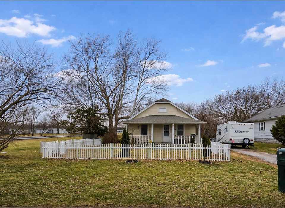 1st image of 706 Indiana Ave