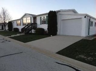 4836 Riviera Dr, Monee, IL 60449