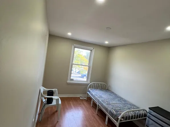 (undisclosed Address), Brampton, ON L6V 2V8