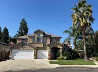 8205 N Bond St, Fresno, CA 93720