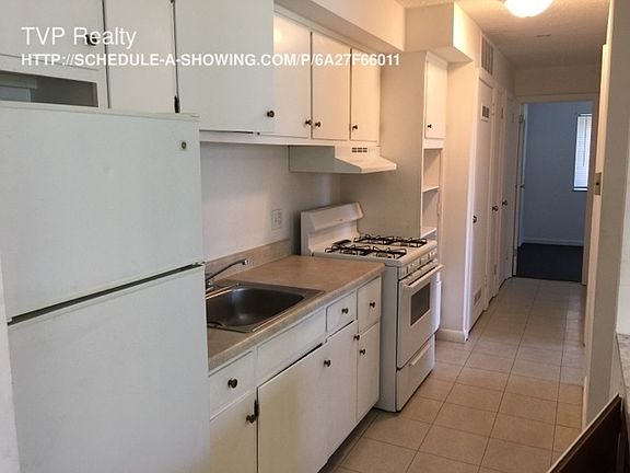 2nd image of 1120 E Erie Ave APT 19