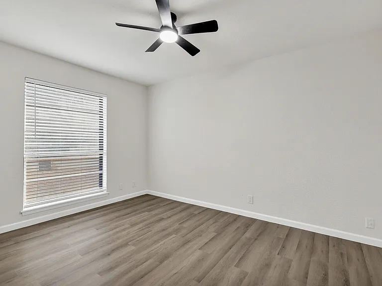 6007 E Valley Forge Ave — Photo 34