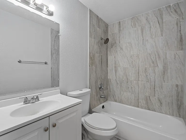 3445 Cochran Dr #C — Photo 16