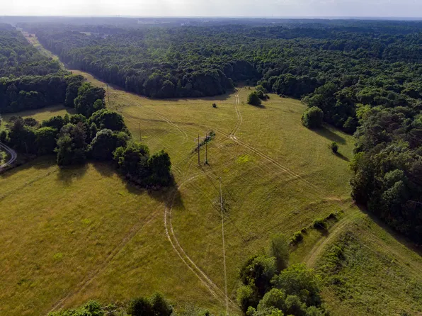 5 Savage Rd, Bogart, GA 30622