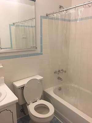 Rented by 18 REALTY | media 45