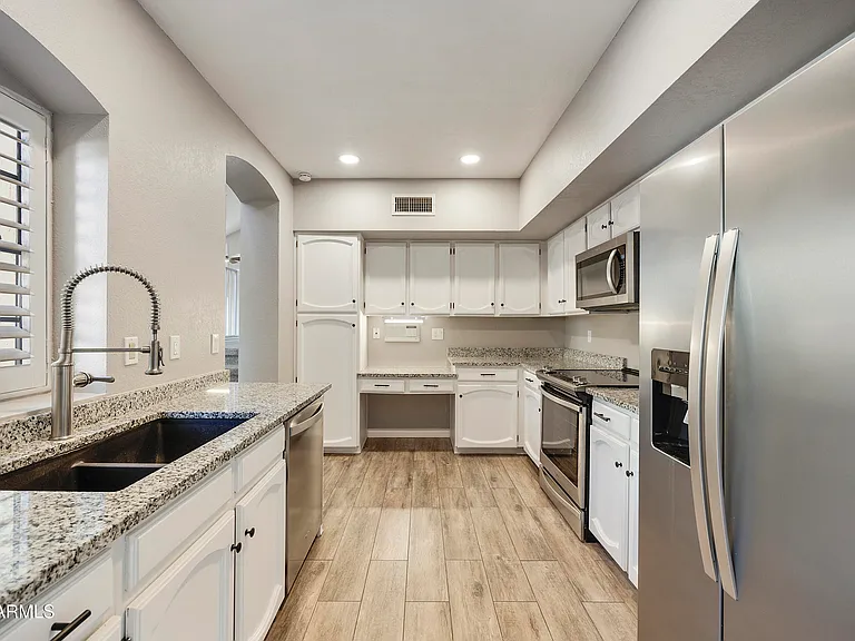9617 E Camino Del Santo — Photo 22