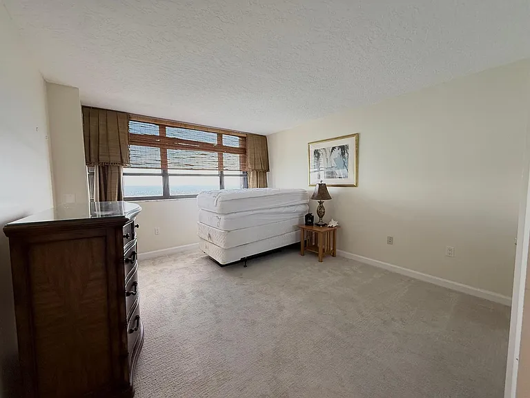 5600 N Flagler Dr #2209 — Photo 11