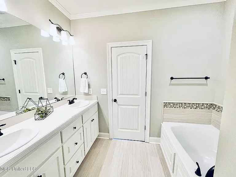 110 Countrywood Pl — Photo 15