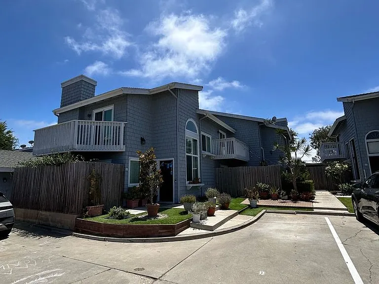 2512 Santa Ana Ave — Photo 15