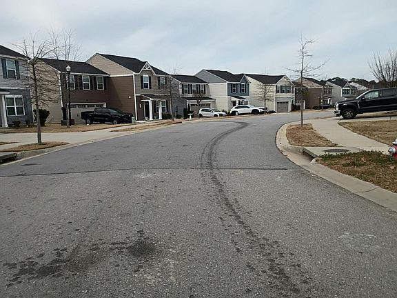 4th image of 157 Hay Meadow Ln