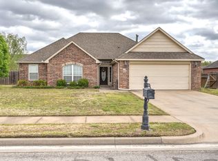 25 Dogwood St, Kiefer, OK 74041
