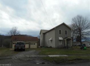642 Newport Ave, Uhrichsville, OH 44683
