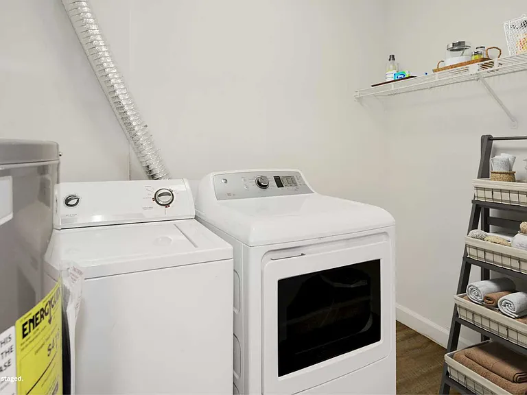 Annen Woods Apartments — Photo 16