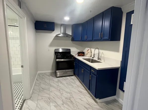 1072 Laguna Ave #I, Los Angeles, CA 90026