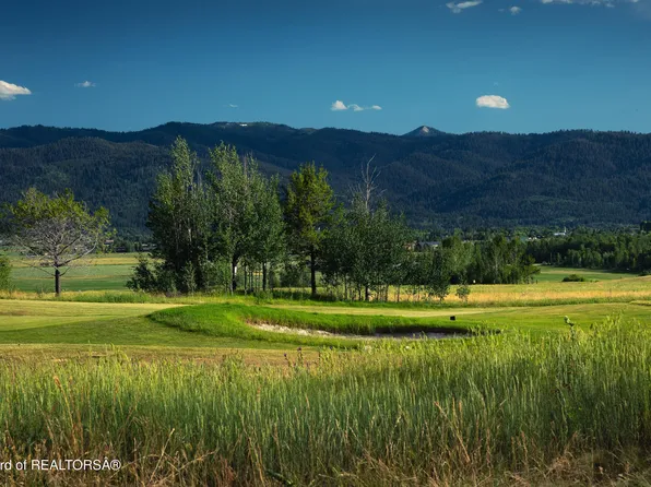 391 Desert Fox Ln, Victor, ID 83455