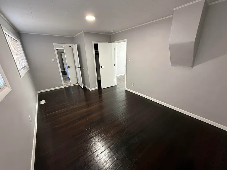 118 L St — Photo 7