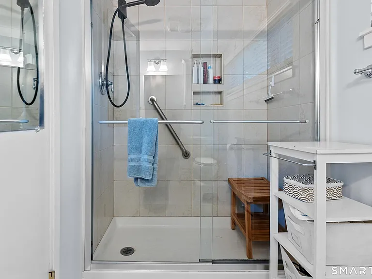 7 Pond Cir #7 — Photo 26