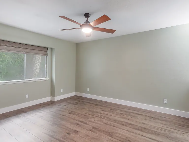 1601A Summer Creek Ct — Photo 18