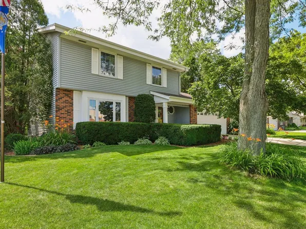 3475 South Glen Park ROAD, New Berlin, WI 53151