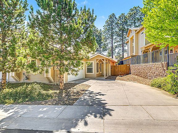 3rd image of 1113 N Flowing Springs Trail