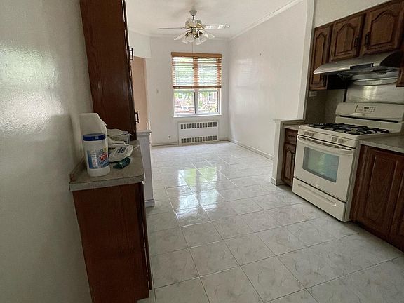 4th image of 2361 E 27th St #2-F