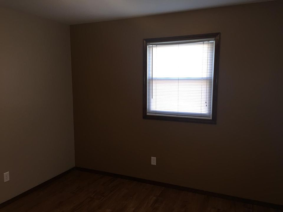 1st image of 5316 Plaza Ave