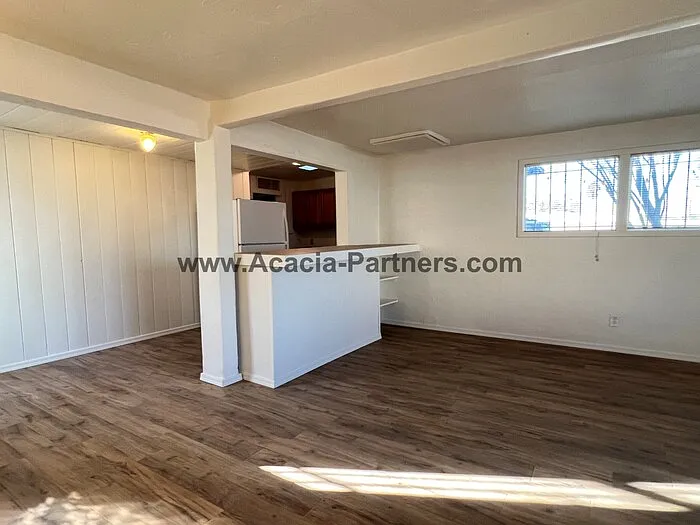 1615 N Tyndall Ave — Photo 5