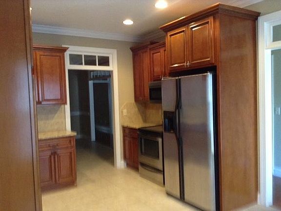 5th image of 6232 Laramie Cir