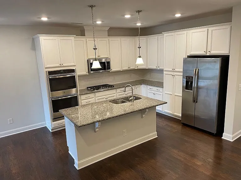 1330 Farm Pond Trl — Photo 30
