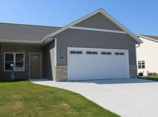 1008 Covington Dr #2, Sheboygan Falls, WI 53085