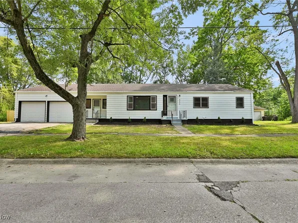 555 Purdue Ave, Elyria, OH 44035