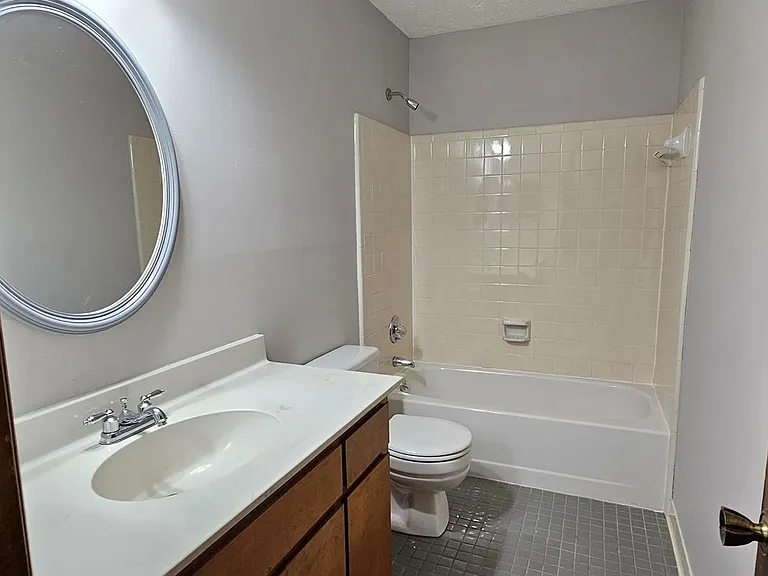 5053 Mackinac Dr — Photo 18