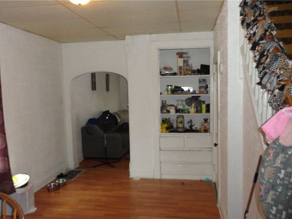 3rd image of 428-430 Grant St