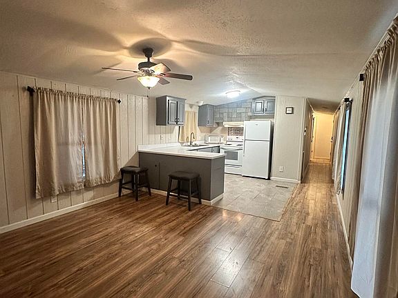 4th image of 1008 20th Ave