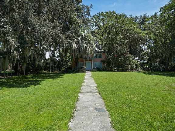2nd image of 626 Myrtle Ave