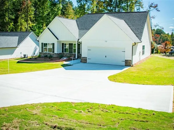 3941 McKown Rd, Douglasville, GA 30134