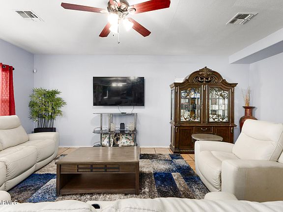 5th image of 9418 W Eaton Rd