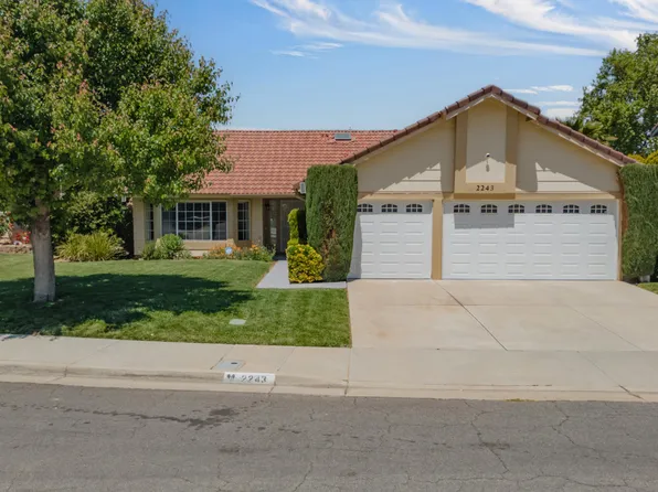 2243 Brighton Ct, Palmdale, CA 93550