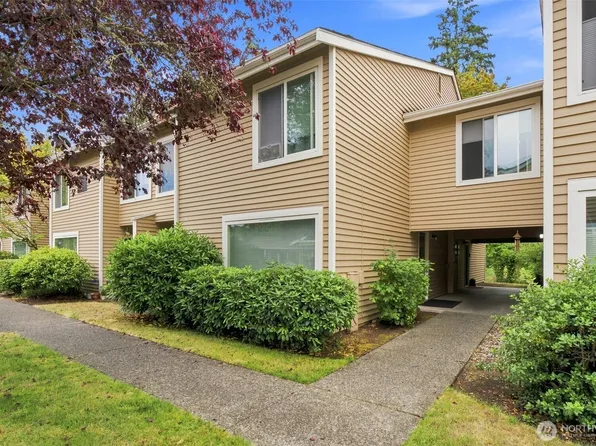 1200 S 237th Lane #1703, Seattle, WA 98198