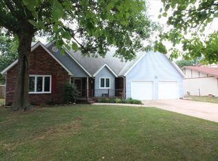 2365 S Hilton Ave, Springfield, MO 65807