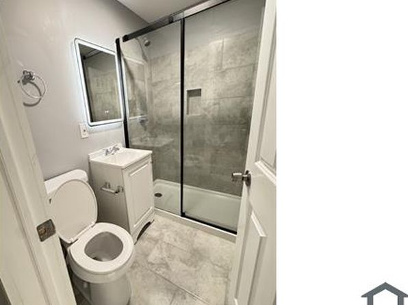 182 Chestnut St #3R