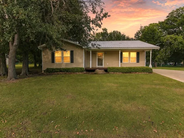 630 Calcasieu Ave, Lake Arthur, LA 70549