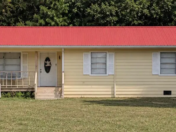 98 Glory Rd, Texarkana, TX 75501