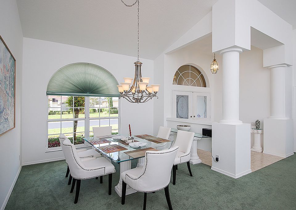 1st image of 470 Bermuda Isles Cir