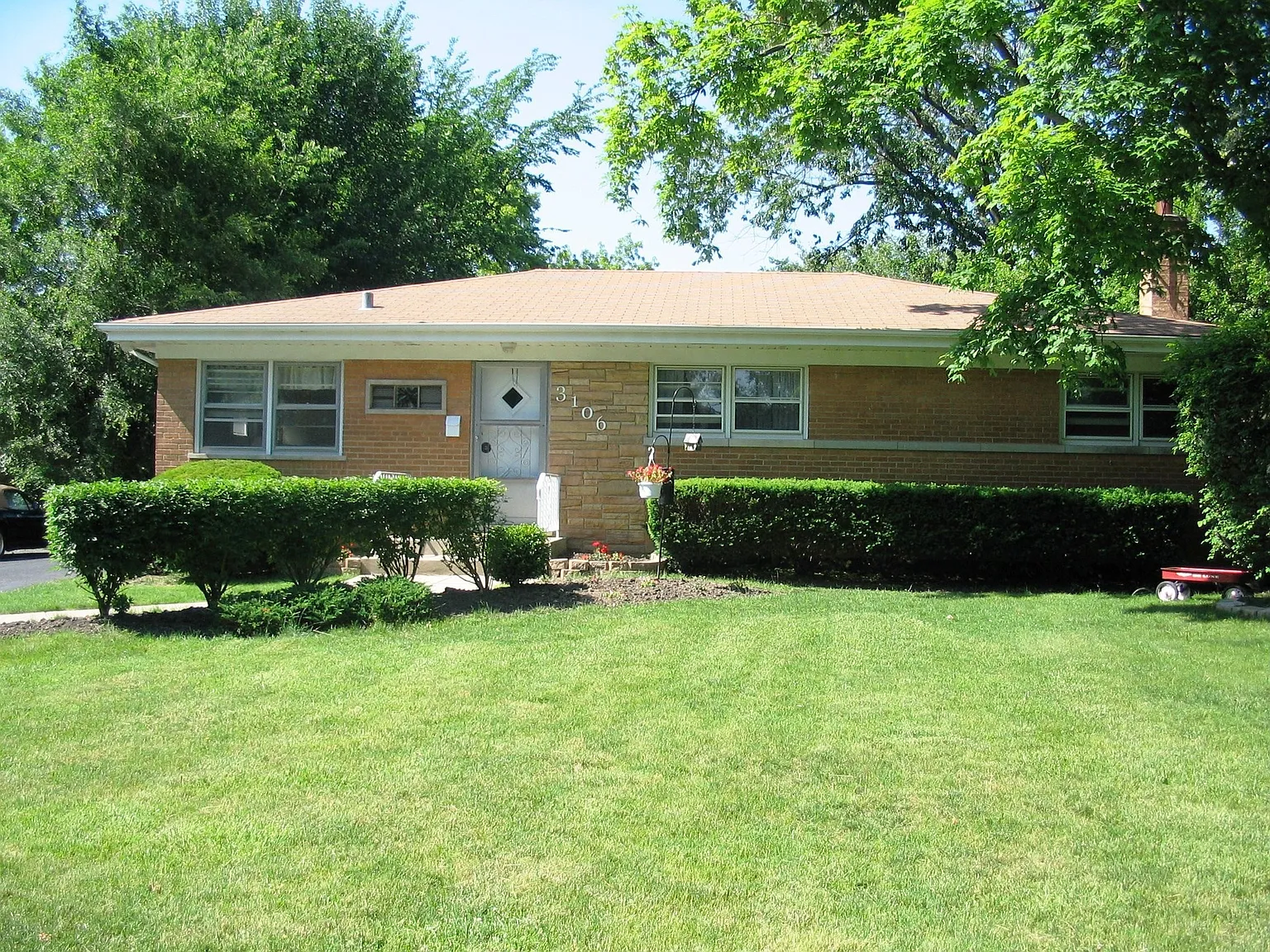 3106 Nina Ave photo 1