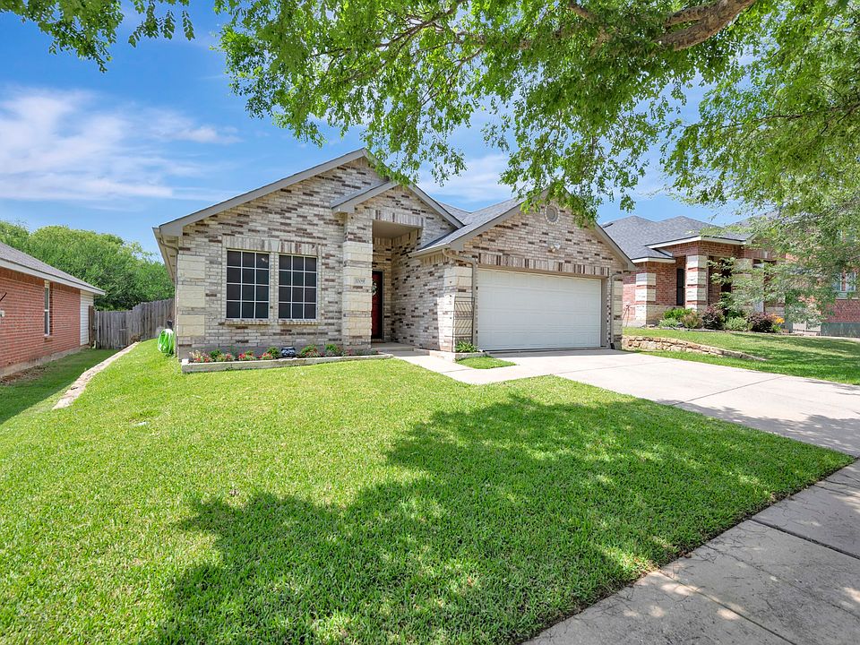 1st image of 3209 Clydesdale Dr