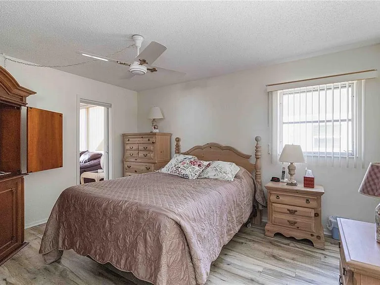 6215 Green View Cir #74 — Photo 21