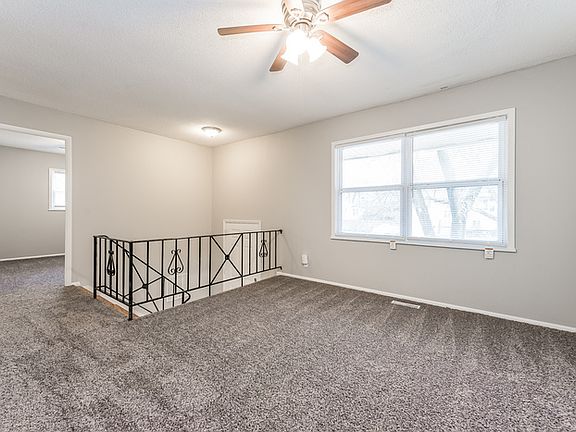 4th image of 1405 N Ponca Dr