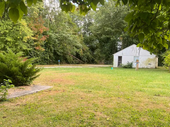 304 W Vine St, Mitchell, IN 47446